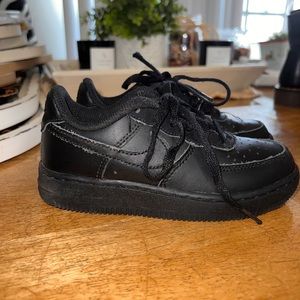 Nike Kids Size 11C Black Air Force 1 Sneakers